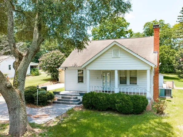 1721 S Main St, Blakely, GA 39823