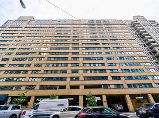 360 Bloor St E #904, Toronto, ON M4W3M3