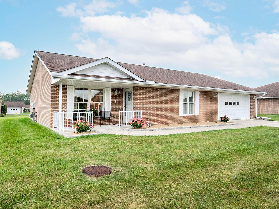 1st image of 412 Aarika Dr