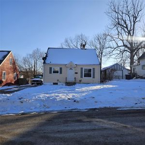309 31st Street Dr SE, Cedar Rapids, IA, 52403