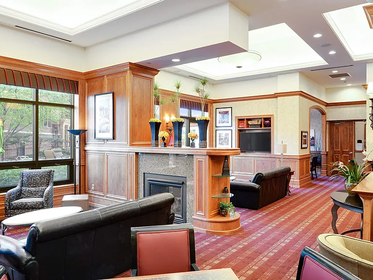 500 E Grant St — Photo 42