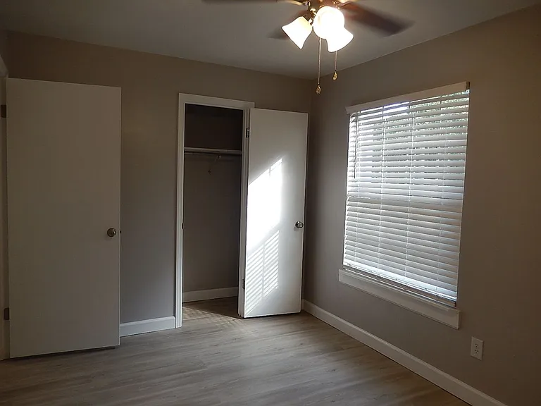 520 Pasco Ct — Photo 17