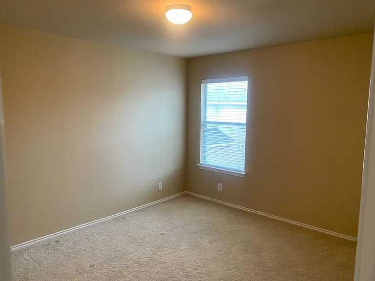 6735 Biscay Bay — Photo 19