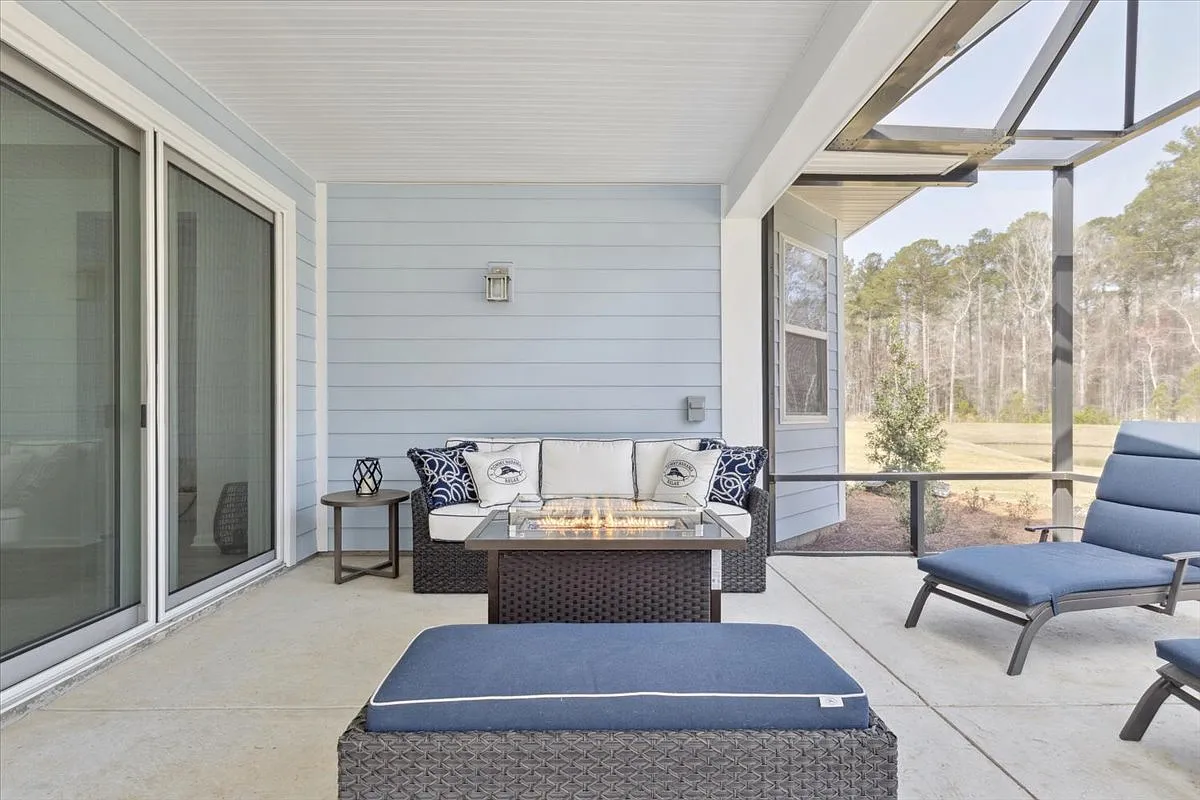 2 bed, 2.5 bath, 2080 sqft, $3,500 — Photo 1