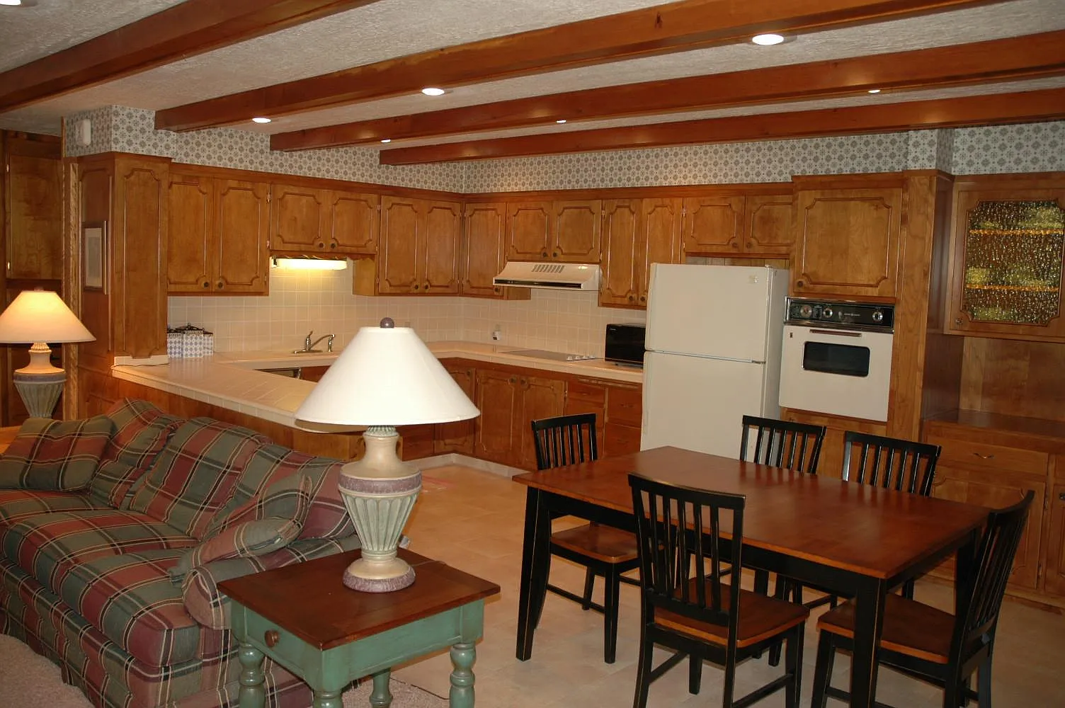 4 bed, 3000 sqft, $2,500 — Photo 3