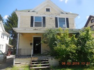 164 Kingsboro Ave, Gloversville, NY 12078