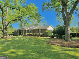 275 Burketts Ferry Rd, Hazlehurst, GA 31539