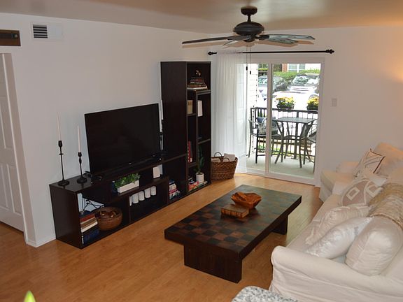 2nd image of 3304 Wyndham Cres #137