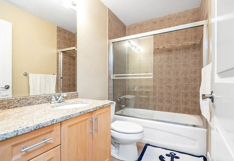 3428 Trafalgar St #BASEMENT — Photo 6