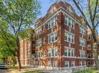 1418 W Arthur Ave #2, Chicago, IL 60626