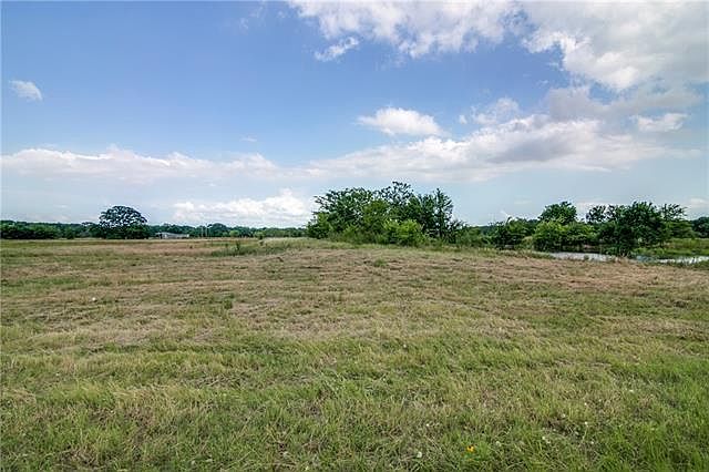 1st image of 7022 Private Road 2525