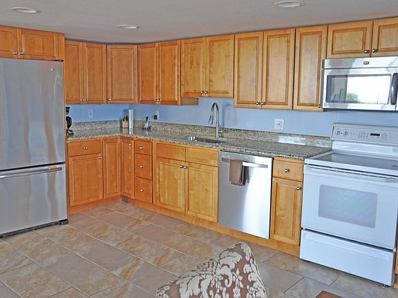 3rd image of 88500 Overseas Hwy APT 503