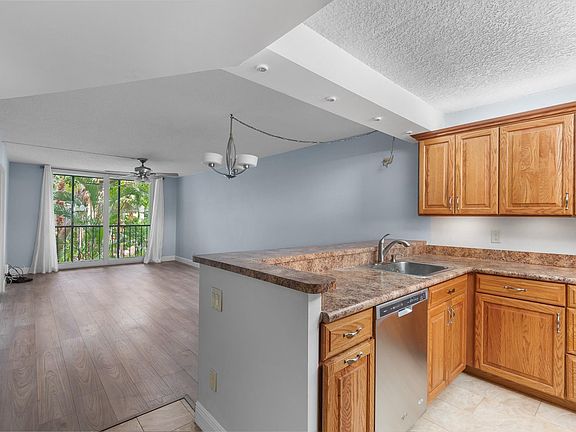 3rd image of 5300 NE 24th Terrace #223C