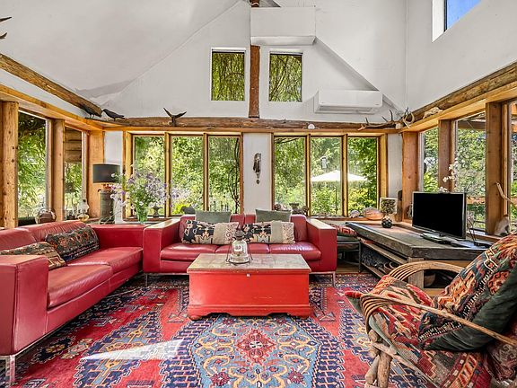 2nd image of 7555 Central Rd