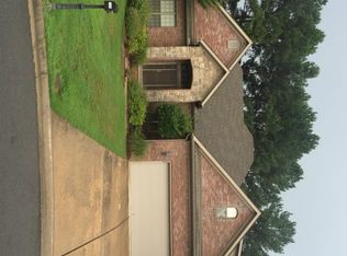 1075 Country Club Rd, Conway, AR 72034