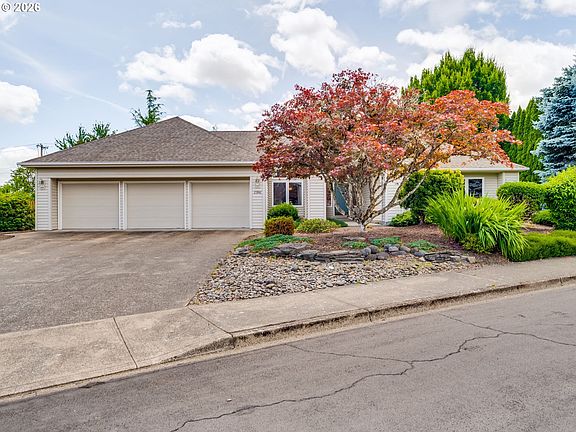 2nd image of 2390 NW Quail Ct