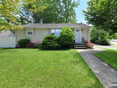513 Ridgewood Rd, Township Of Washington, NJ, 07676