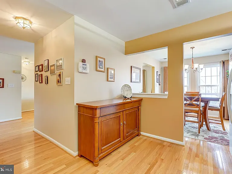 11707 Tumbrel Ct — Photo 11