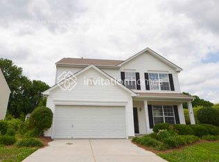 6210 Roseway Ct, Harrisburg, NC 28075