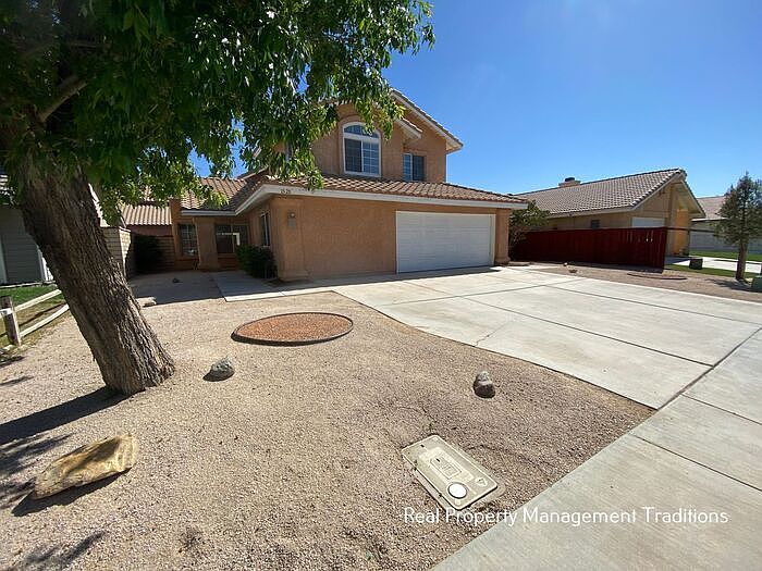 1st image of 1528 Linda Vista Ave