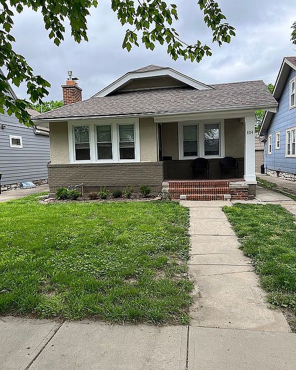1st image of 824 E 23rd Ave