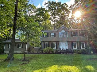 877 Sunset Rdg, Bridgewater, NJ 08807