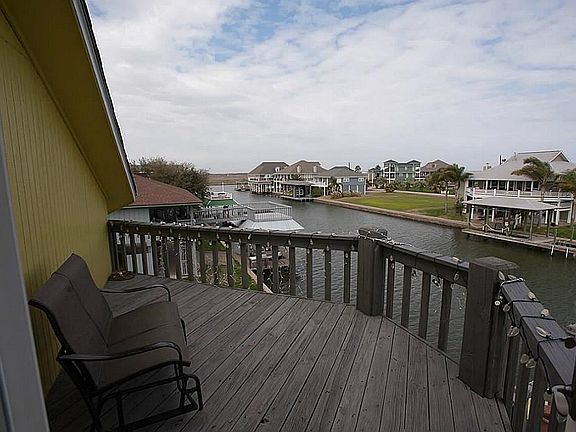4th image of 1200 Waterways Dr