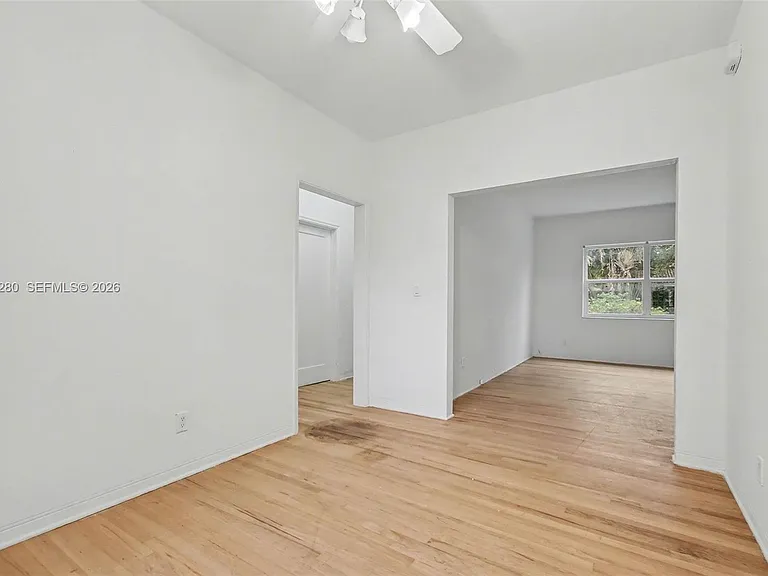 9160 NE 8th Ave #2J — Photo 14