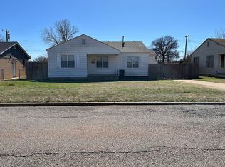 1500 Pine Ave, Clinton, OK 73601