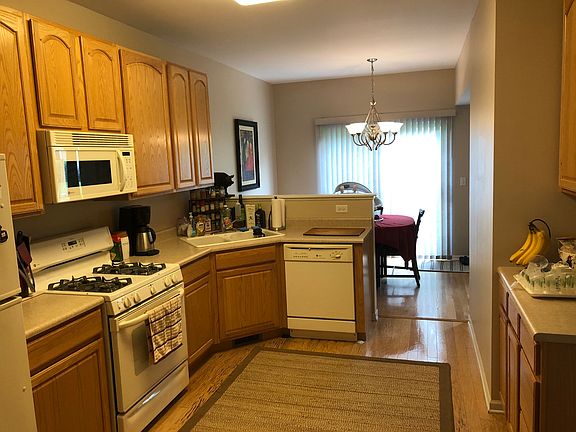 5th image of 2221 Stoughton Dr #0