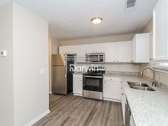 5th image of 306 Westminster Dr