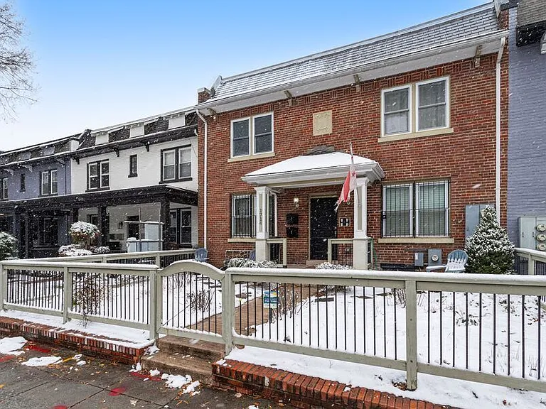 1714 W Virginia Ave NE #3 — Photo 24