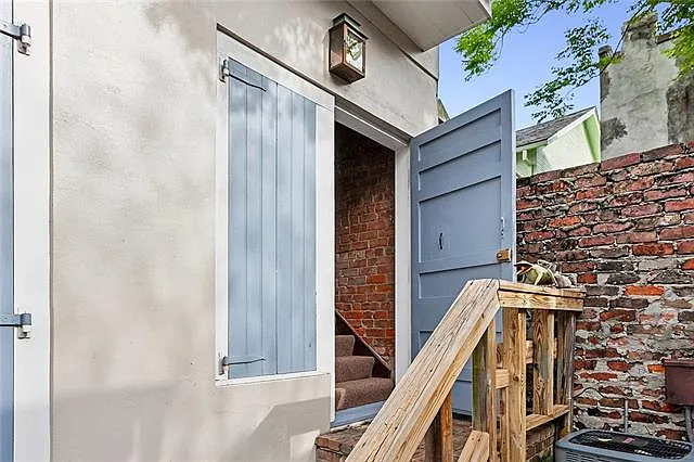 2 bed, 1.0 bath, 800 sqft, $1,550 — Photo 3