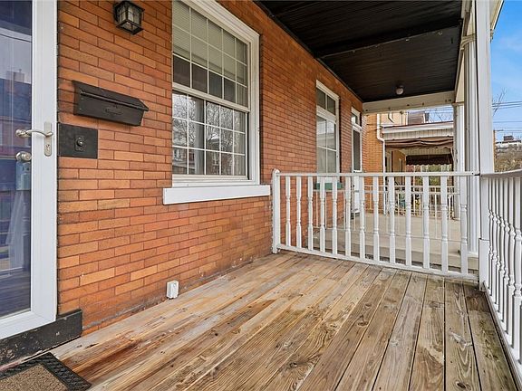 3rd image of 78 N Bryant Ave