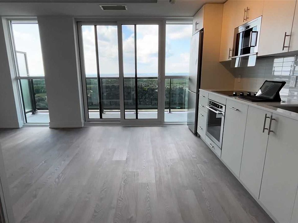 2nd image of 2550 Simcoe St N #2201