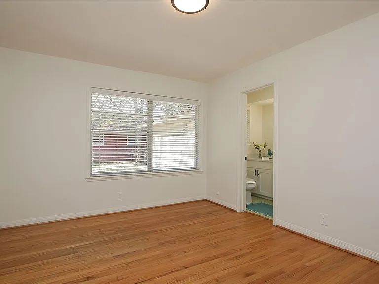4609 Kinglet St — Photo 25