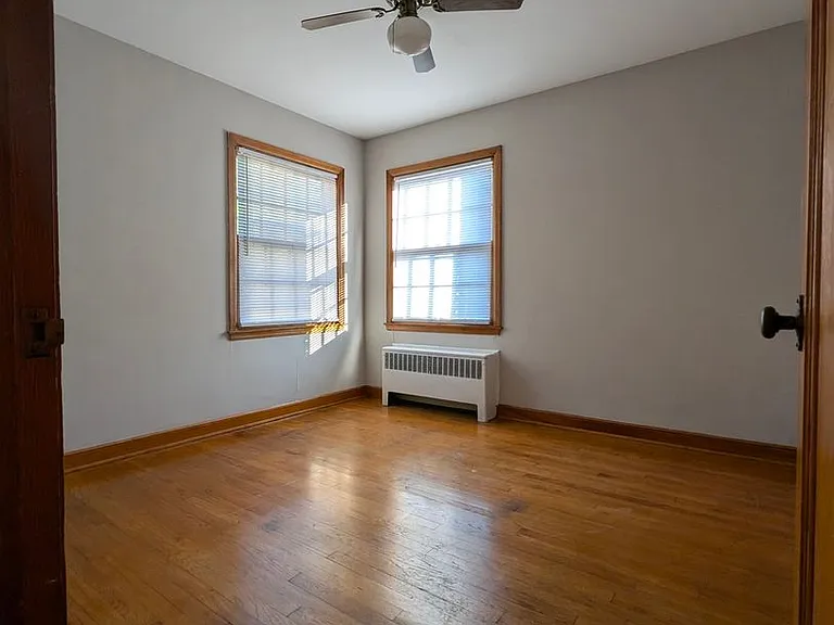 5515-5519 W Martin Dr — Photo 29
