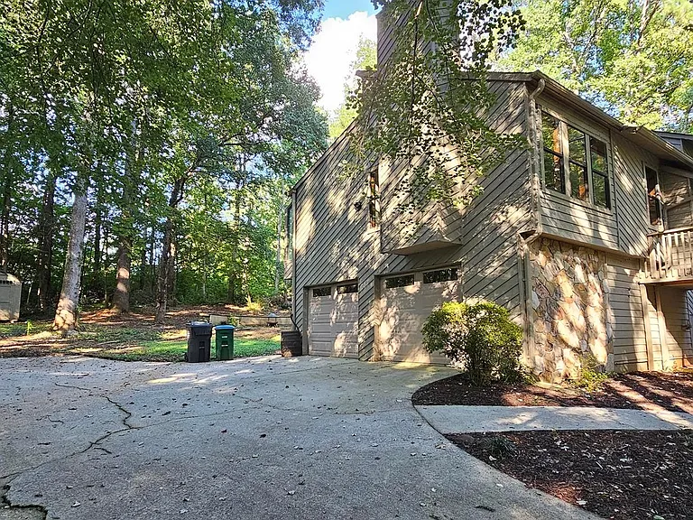5053 Mackinac Dr — Photo 48