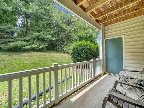 4th image of 211 S Knollwood Dr Ste 2206