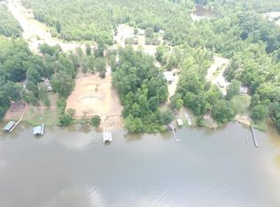 401 Neptune Dr, Waterloo, SC 29384