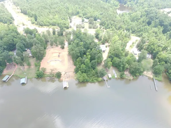 401 Neptune Dr, Waterloo, SC 29384