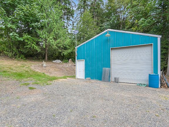 4th image of 10221 149th Ave NE