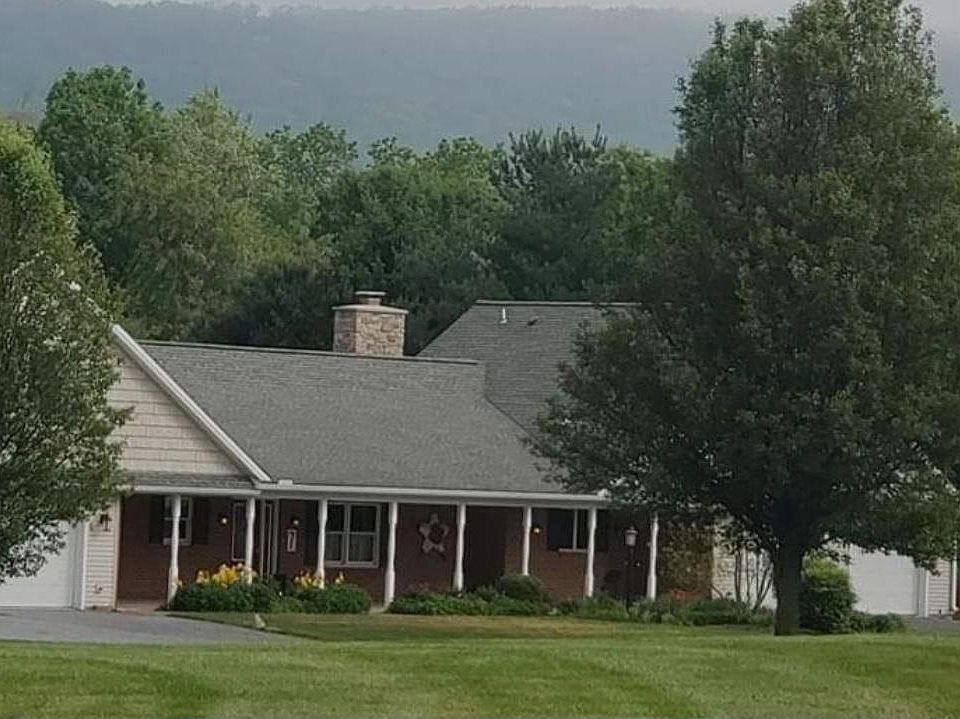The tenant will occupy the second-floor studio apartment in this home nestled at the base of the mountain in a quiet neighborhood just three miles off of route 15 in southern Dillsburg. Three counties come together just down the road.