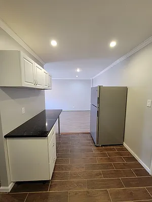 Rented by EZ Sell Realty | media 7