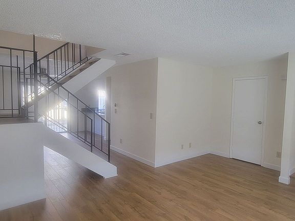 4th image of 1545 Monterey Park Dr Unit C