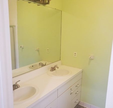 3rd image of 344 Central Ave APT 3L