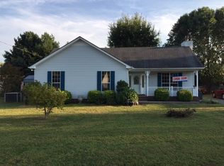 1011 Sunday Silence Dr, Greenbrier, TN 37073