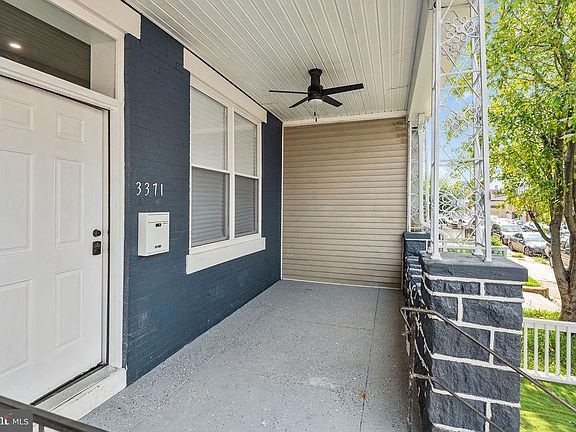 3rd image of 3371 Emerald St