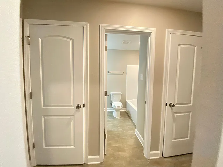 103 Redbud Ct — Photo 5