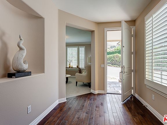 3rd image of 4681 Camino Del Sol